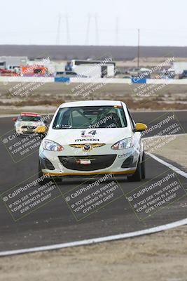 media/Jan-25-2025-CalClub SCCA (Sat) [[03c98a249e]]/Race 5/